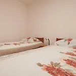 Juliette Apartment *