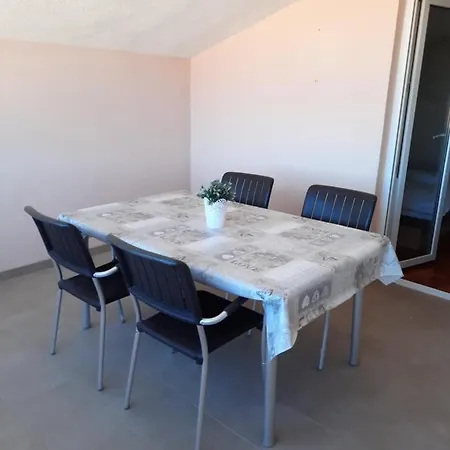 Juliette Apartment