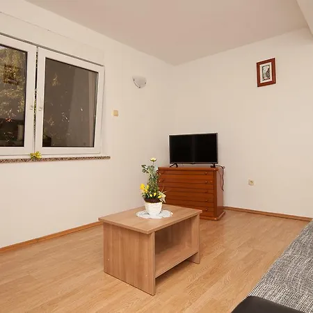 Juliette Apartment *